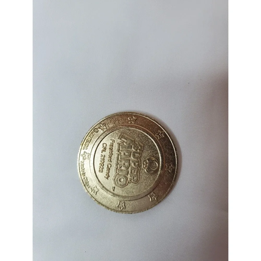 Super Mario Wonder Ball + Waluigi Collector Coin